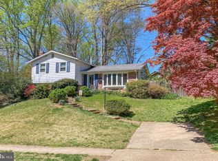 10920 Decatur Dr, Fairfax, VA 22030