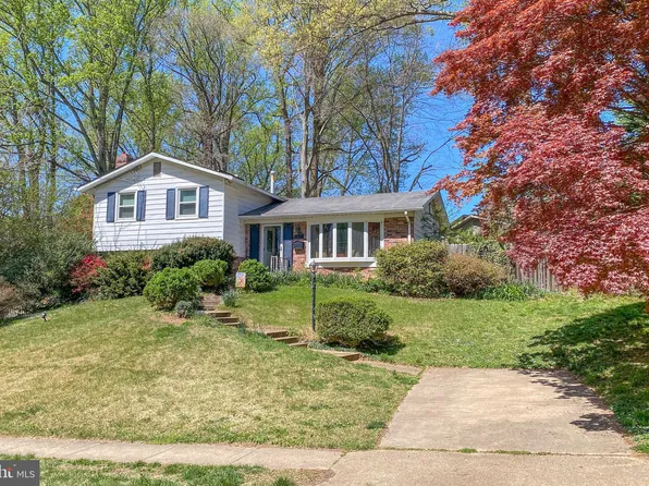 10920 Decatur Dr, Fairfax, VA 22030