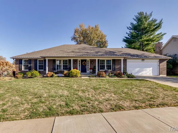 584 Sunbridge Dr, Chesterfield, MO 63017