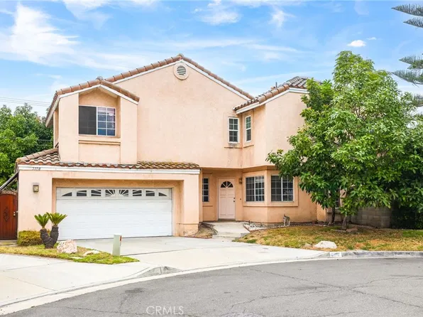5108 W Napali Dr, Santa Ana, CA 92704