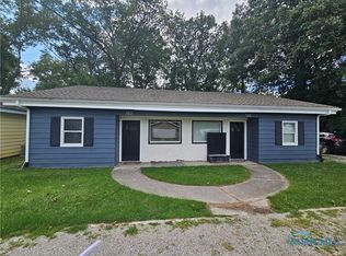 700 & 702 Ravine Ave, Defiance, OH 43512