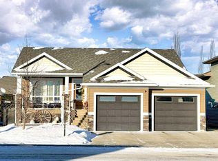 52 S Winter Dr, Olds, AB T4H0C8