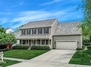 525 Long Hill Rd, Gurnee, IL 60031