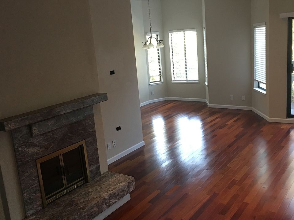 1st image of 943 Bosworth St APT E