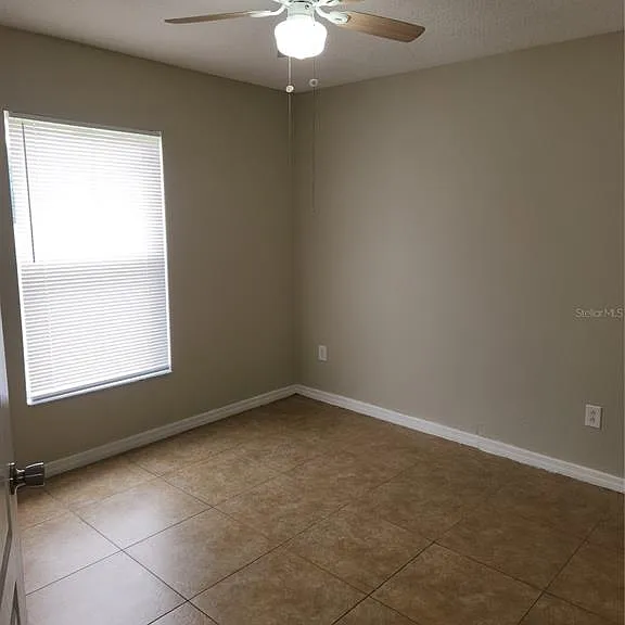 1405 Teal Ct — Photo 13