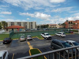 8075 NW 7th St APT 217, Miami, FL 33126