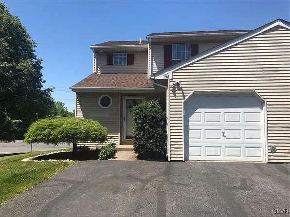 798 Briarstone Rd, Bethlehem, PA 18017