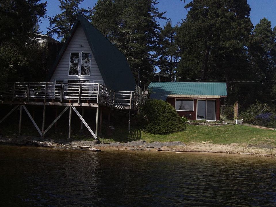 3 bed A-frame & Studio