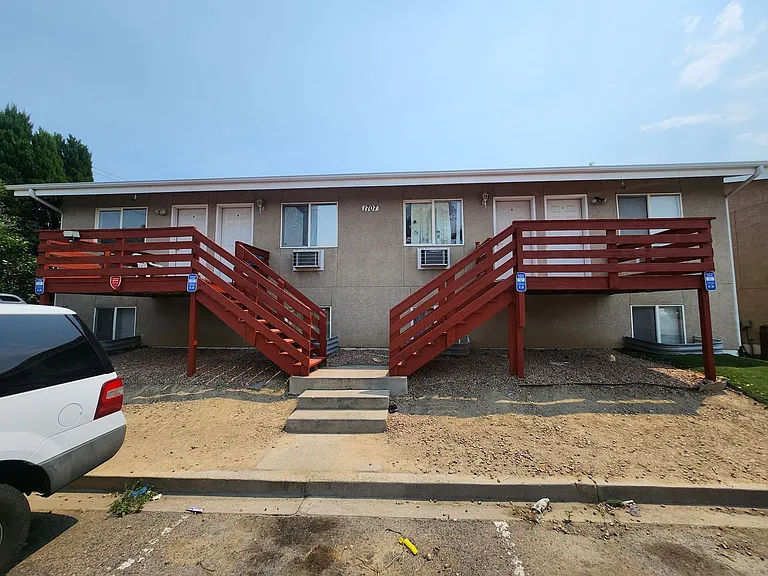 1707 Oakshire Ln #A — Photo 1