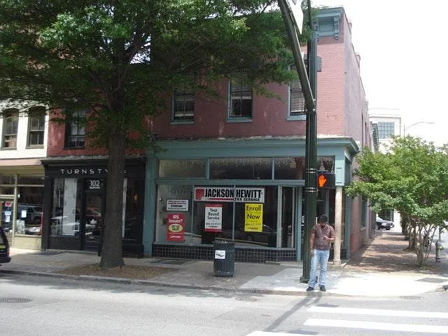 1 bed, 750 sqft, $1,150 — Photo 2