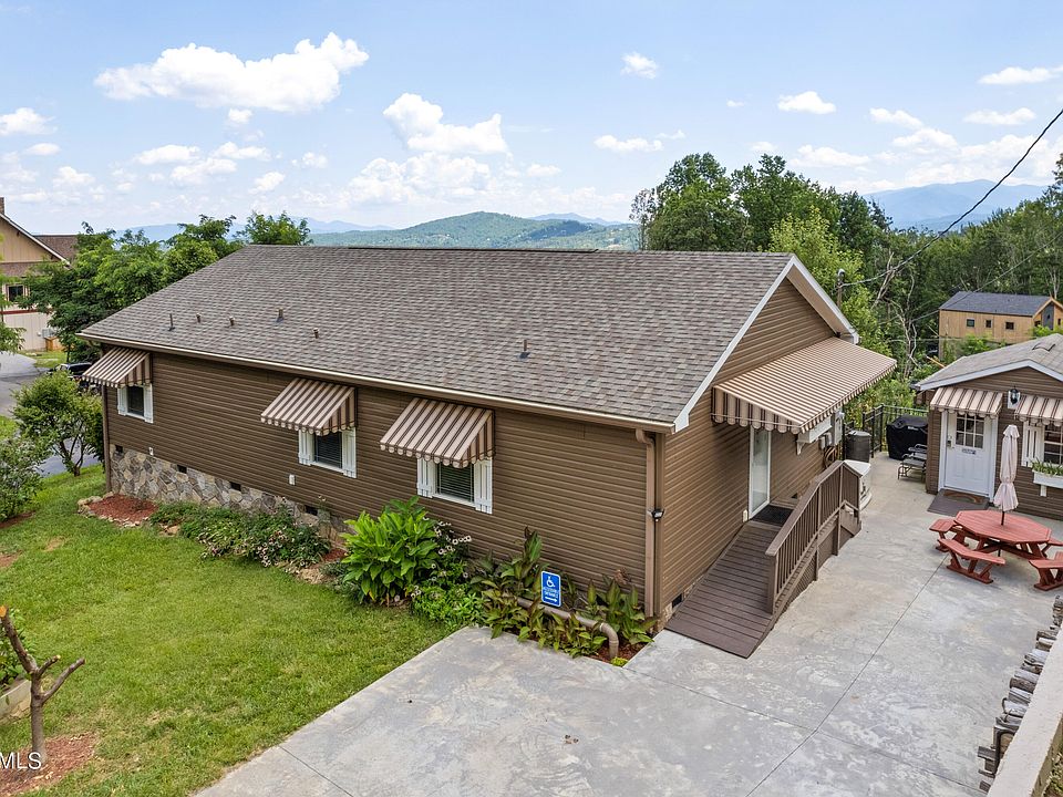 845 Chestnut Dr, Gatlinburg, TN 37738 MLS 1199757 Zillow