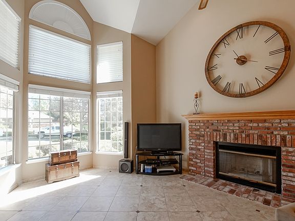 3rd image of 5988 Kirkwood Ave