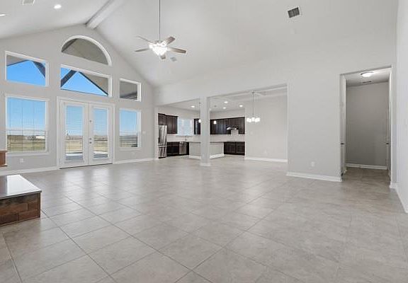 2nd image of 7915 Stratford Hall Dr