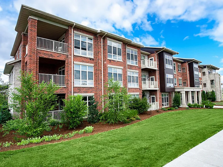 Paragon Place at Bear Claw Way — Photo 68