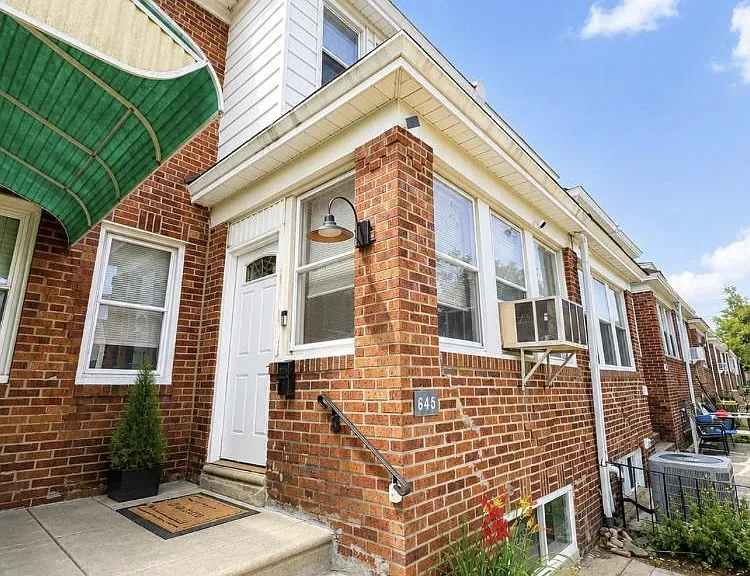 645 Jamestown St — Photo 11