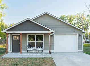 1607 Hill Valley Dr, Manhattan, KS 66502