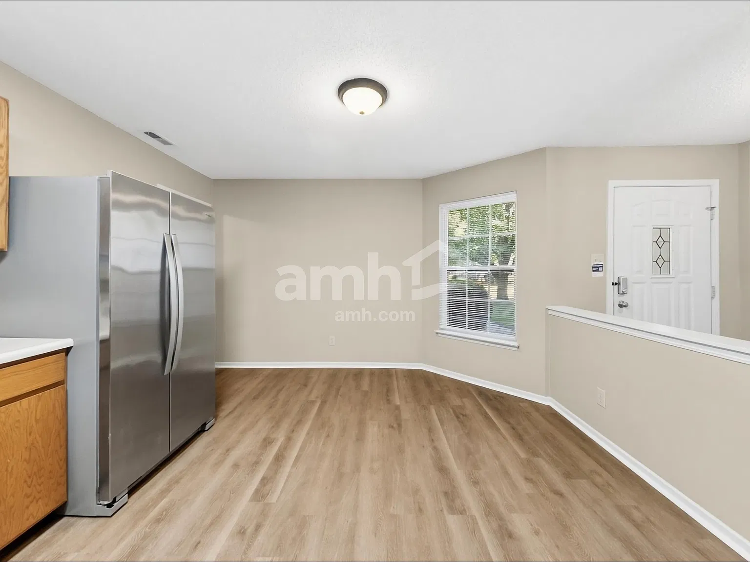 3 bed, 2.0 bath, 1490 sqft, $1,885 — Photo 3
