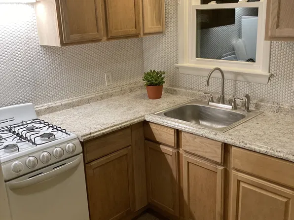 55 W Vaughn St #2, Kingston, PA 18704