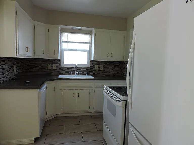 4428 Cabrillo Way — Photo 5
