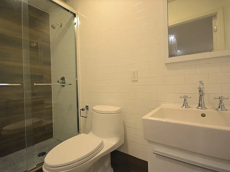 956 Bedford Ave #1B — Photo 8