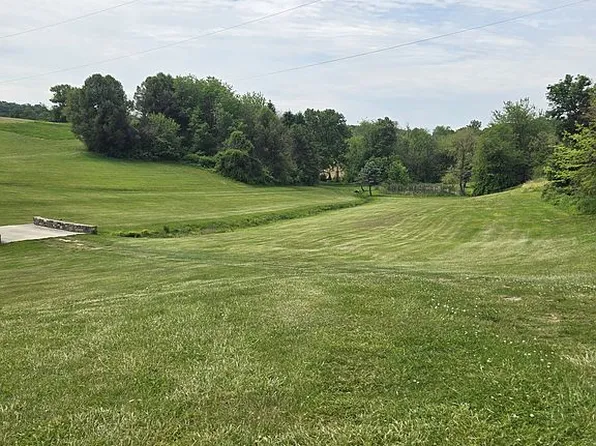 4876 Shaffer Rd, Spring Grove, PA 17362