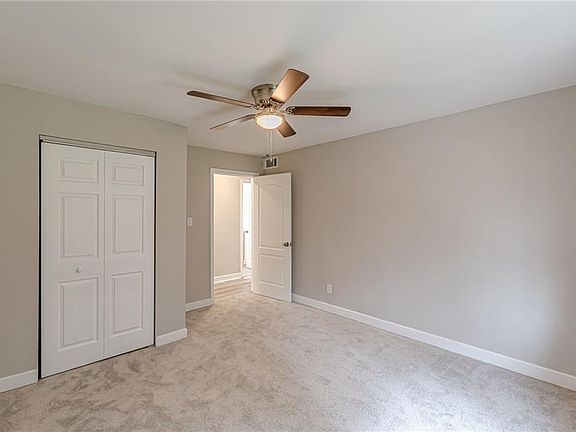 4th image of 616B Inman Rd