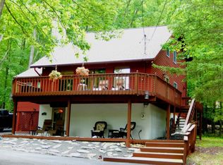 148 Salisbury Rd, Bushkill, PA 18324