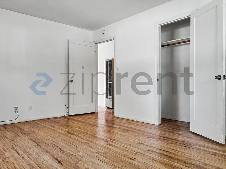 2727 57th St #1 — Photo 26