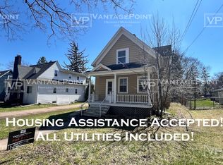 1160 Cass St, Green Bay, WI 54301