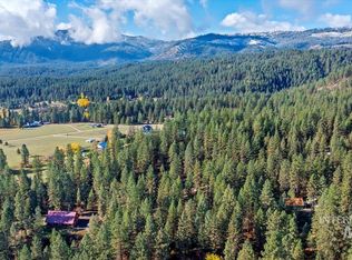 28 Horseshoe Rd, Garden Valley, ID 83622