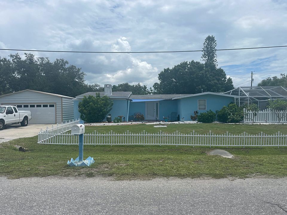 1st image of 212 Riverview Dr S