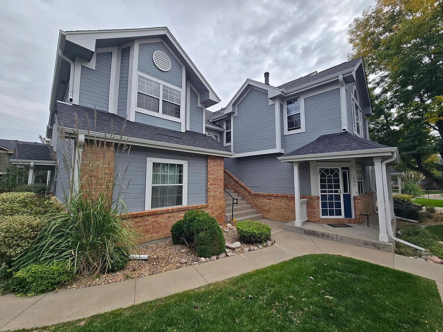 Sunny and Spacious 2 Bedroom, 2 bathroom Condo in Lakewood CO. — Photo 1