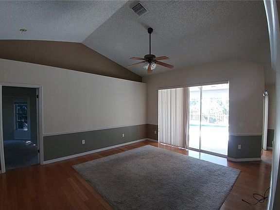 2nd image of 7169 Plantation St