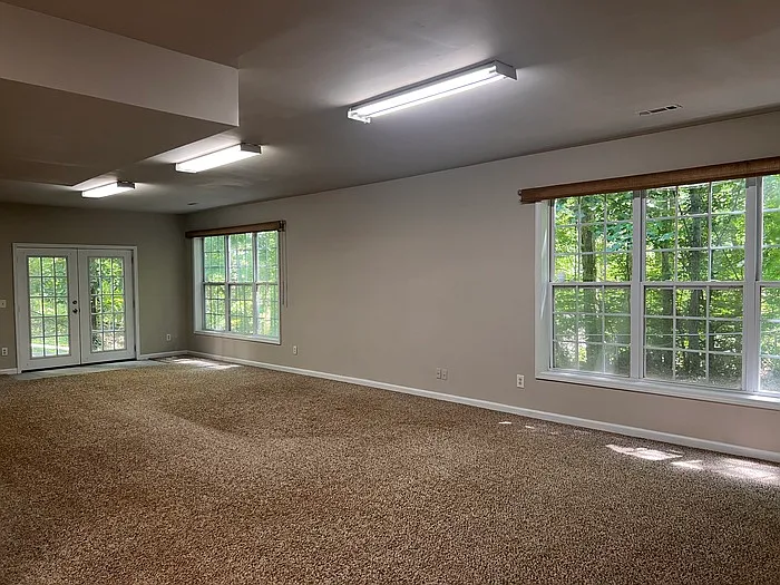 6420 Sawnee Way — Photo 8