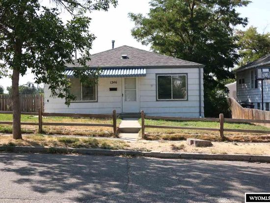 1246 S Cedar St Casper Wy 82601 Zillow