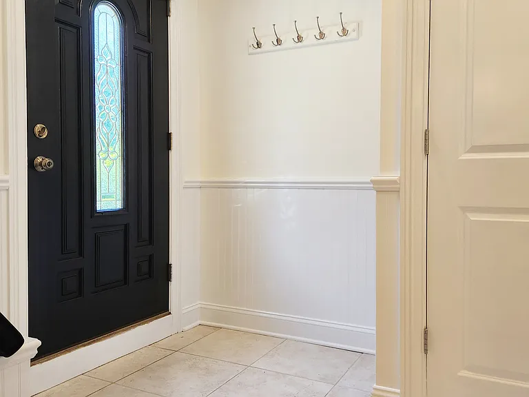 67 Alexander St #1 — Photo 2