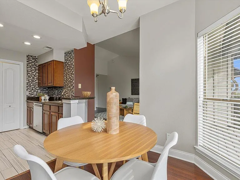 6000 Shepherd Mountain Cv #411 — Photo 7