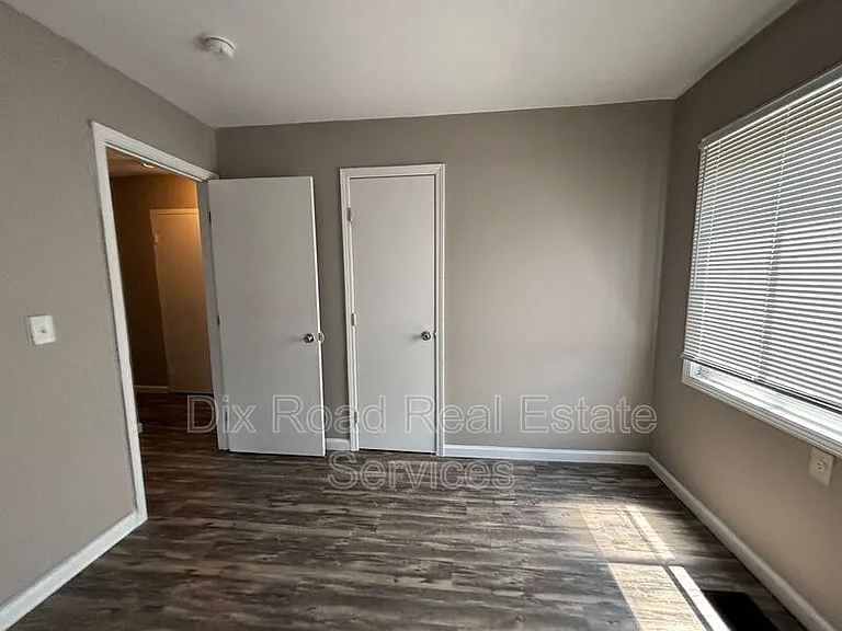 3626 Runyon Ave — Photo 13