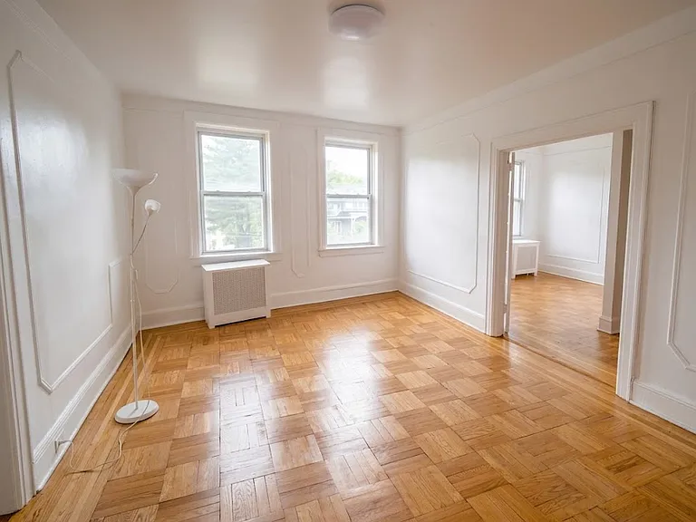 218 Broad Ave #3G — Photo 6