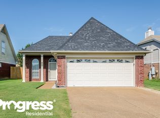 475 N Ericson Dr, Cordova, TN 38018