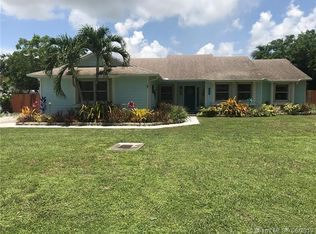 15420 SW 148th Pl, Miami, FL 33187