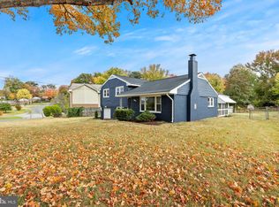 7319 Bath St, Springfield, VA 22150