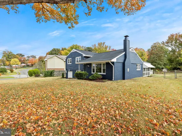 7319 Bath St, Springfield, VA 22150