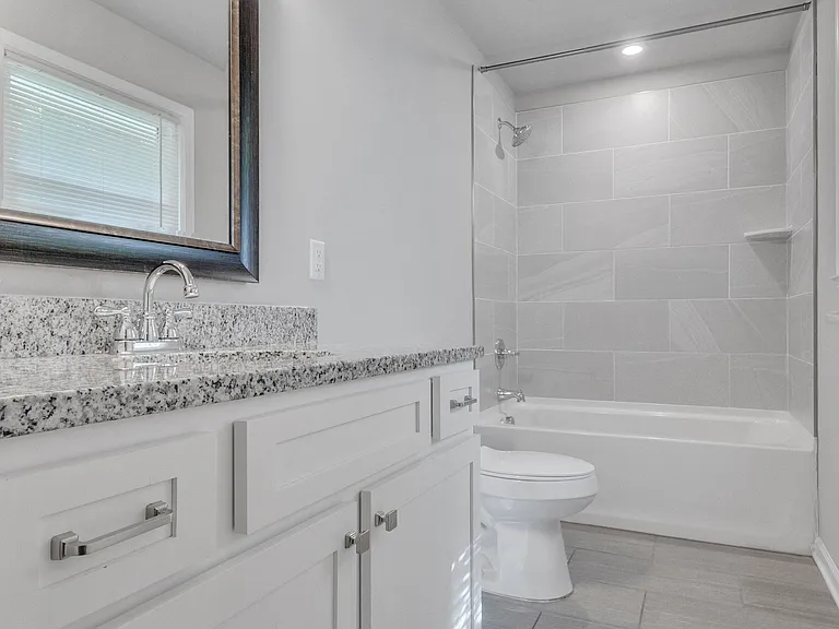 485 N Fairview Ave — Photo 12