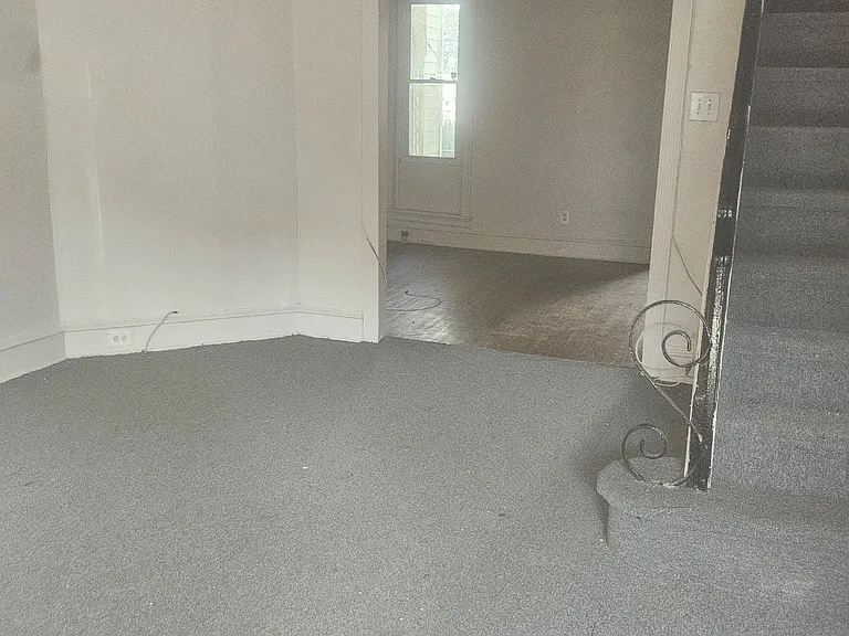 271 Rubicam St — Photo 21