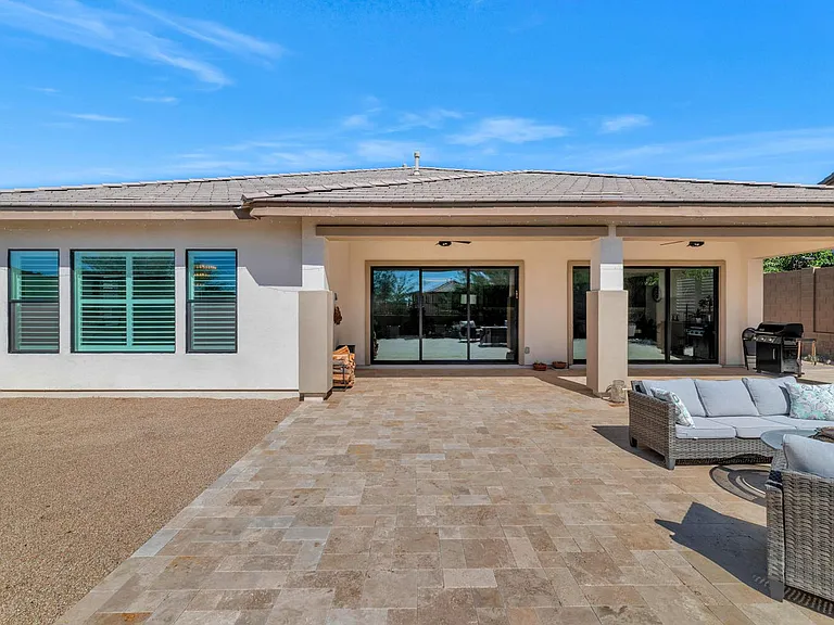 2041 E Fallen Leaf Ln — Photo 25
