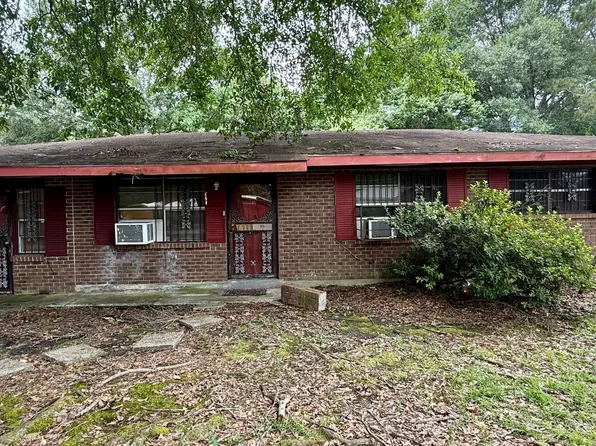 884 Herrin Dr, Picayune, MS 39466