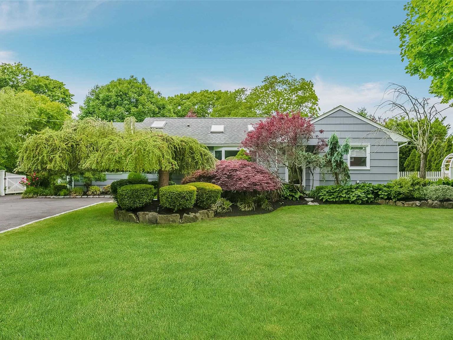 16 Boylan Ln, Blue Point, NY 11715 Zillow