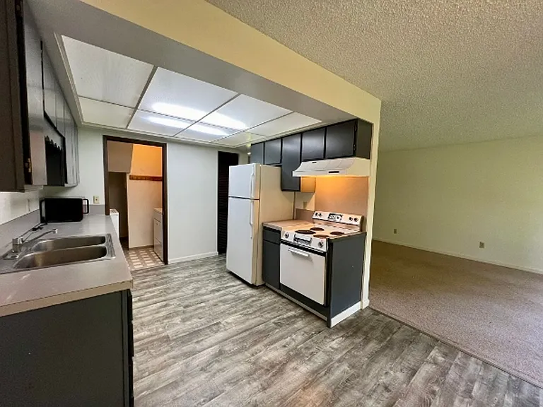 7415 Fairview Rd SW #29 — Photo 11