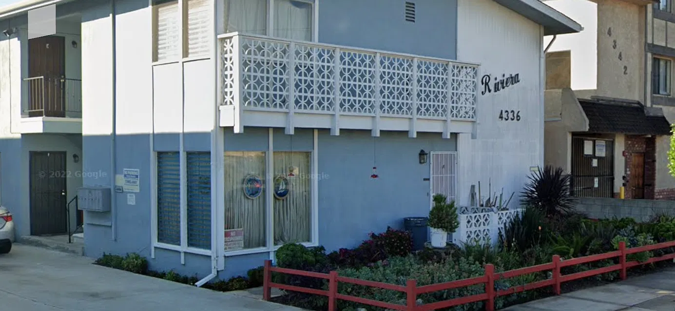 2 bed, 800 sqft, $2,500 — Photo 3